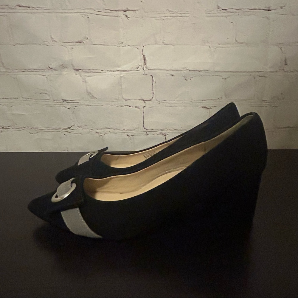 Bettye Muller Black Suede Pumps size 7